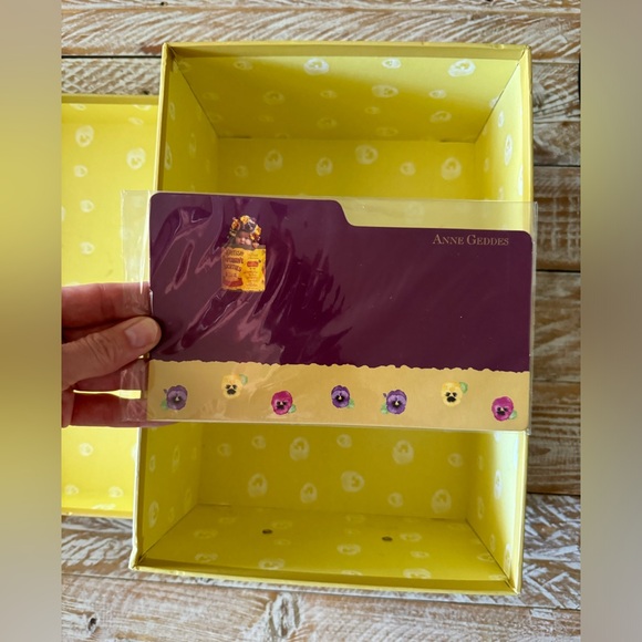 🦄🌸Rare! Anne Geddes Pansies Photo Box w/ Dividers🌸 - Picture 4 of 15